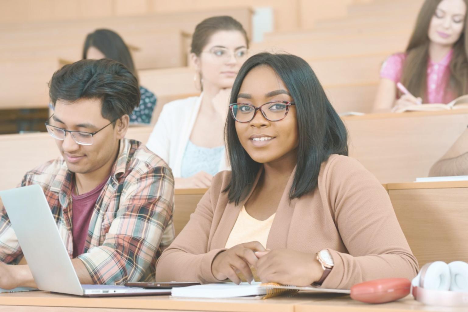 Ambiente di lavoro per la scrittura riflessiva e personale